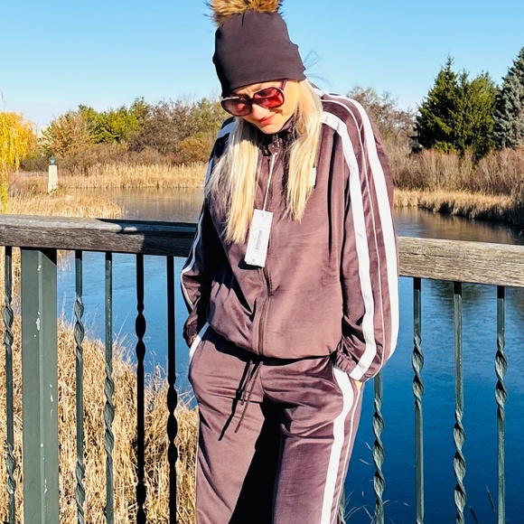 New two pieces set for woman with TAG - Picture 2 of 12